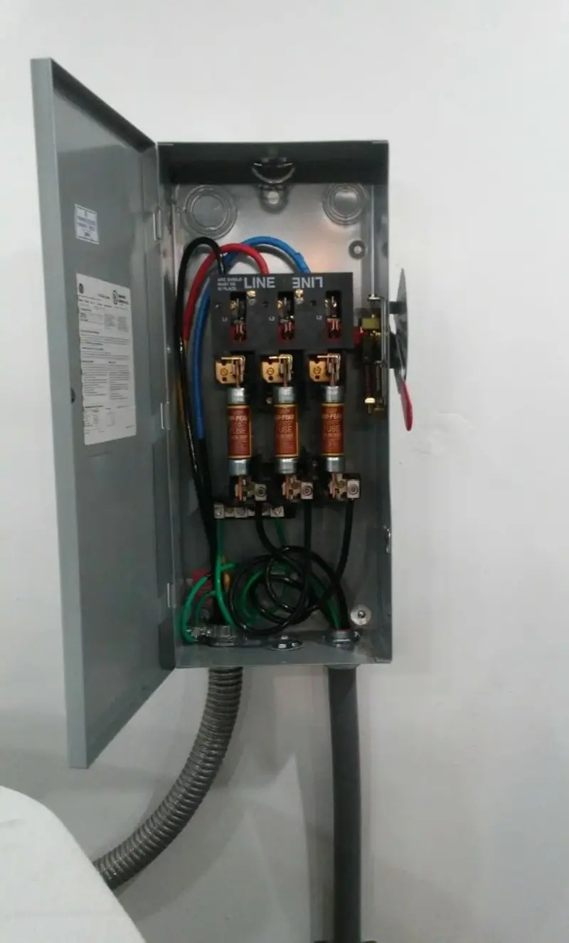 Three-phase disconnect switch installed for Electrical Wiring & Rewiring in La Quinta